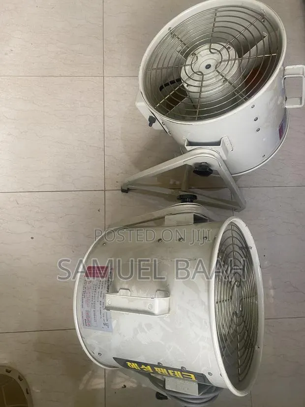 Kitchen Extractor · Photo 1