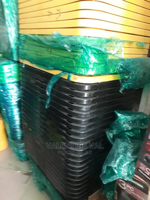 Black Plastic Container With Yallow Cover Size 27 · Photo 3