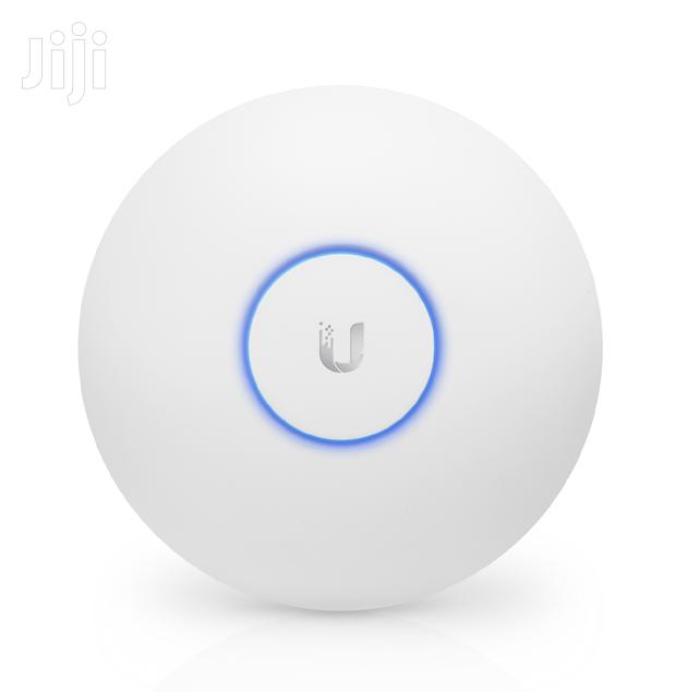 UAP AC LR US Ubiquiti Unifi 802.11ac Indoor 2.4 5ghz AP Dual · Photo 2