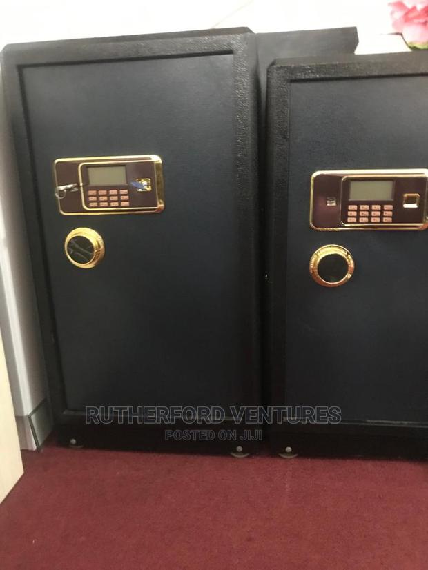 Fireproof Money Safe · Photo 1