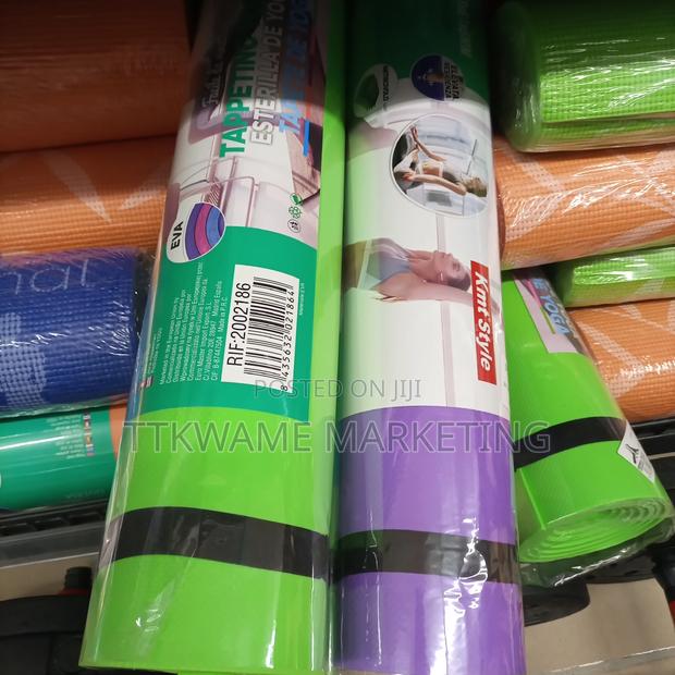 Yoga Mat Exercise · Photo 4