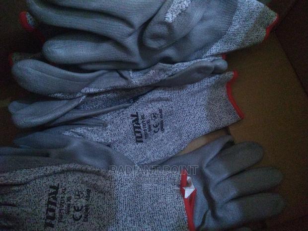 Total Cut Resistance Gloves XL · Photo 2