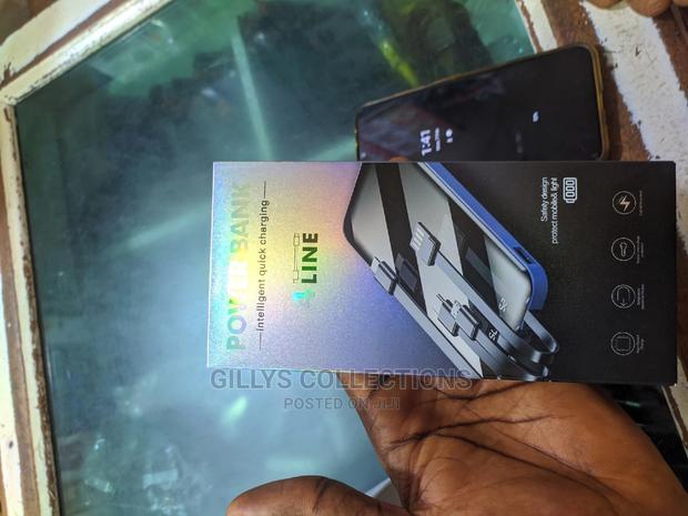 POWER BANK Intelligent Quick Charge · Photo 1