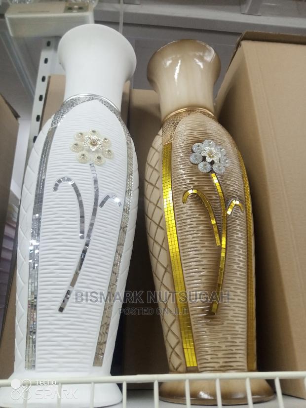 Ceramic Flower Pot · Photo 4