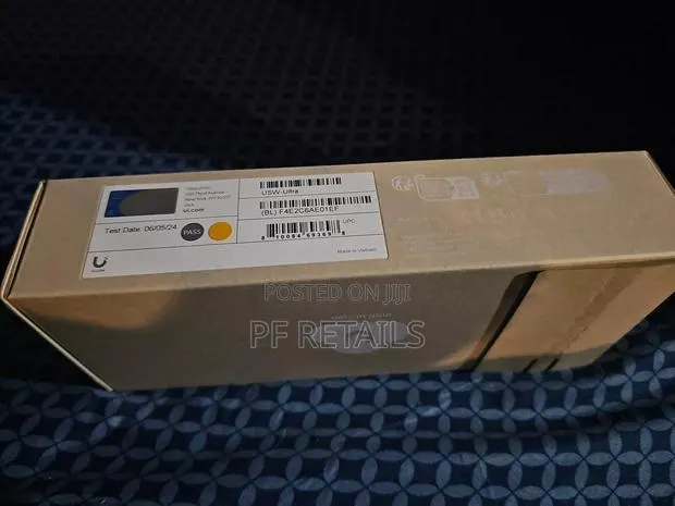 Ubiquiti Unifi Switch Ultra 8-Port Compact Poe Switch (Usw-Ultra)120w · Photo 1
