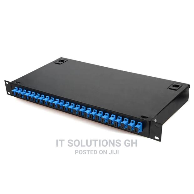 24 Port Fiber Patch Panel SC Pigtail ODF 1U Optical Fi · Photo 1