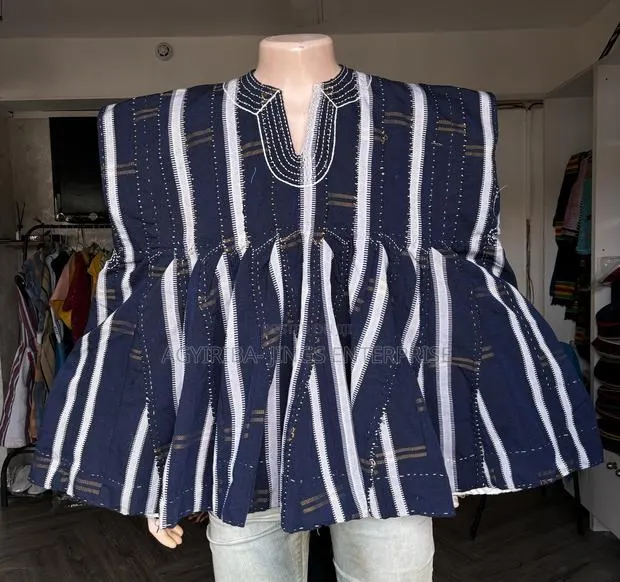 Sleeveless Smock For Men · Photo 1