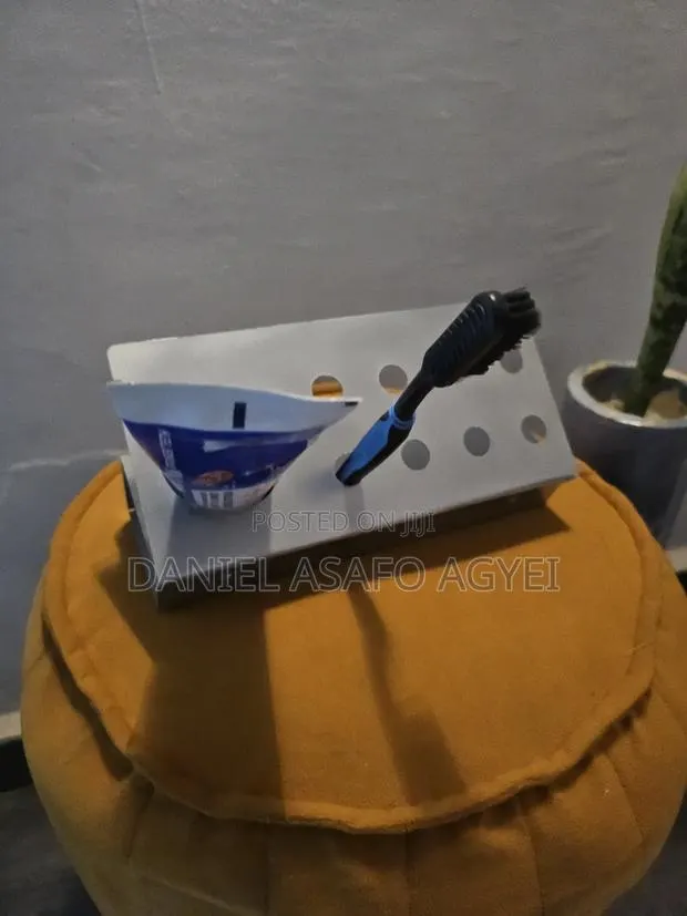 New Stylish Tooth Brush/ Paste Holder Wholesale And Retail · Photo 1