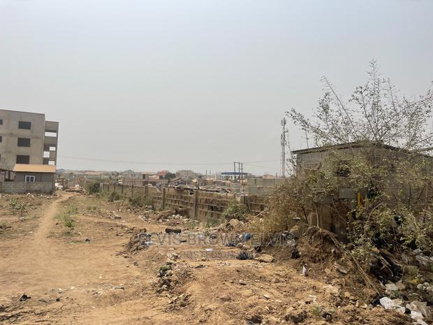 Do Call if You to Buy a Roadside Plot at Legon Hills · Photo 2