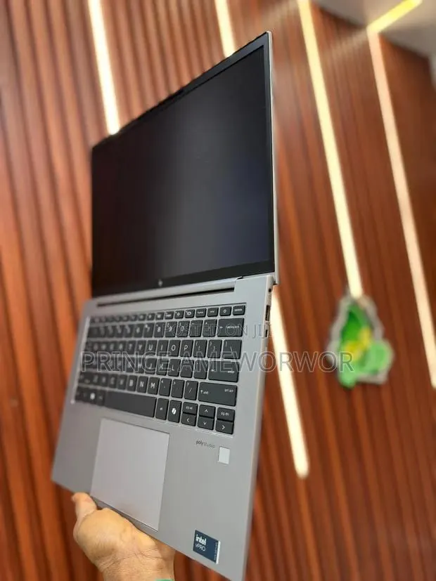 New Laptop 16GB HDD+SSD 512GB · Photo 3