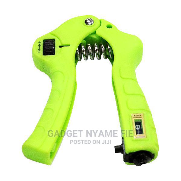 Hand Grip Strengthener Exerciser · Photo 1