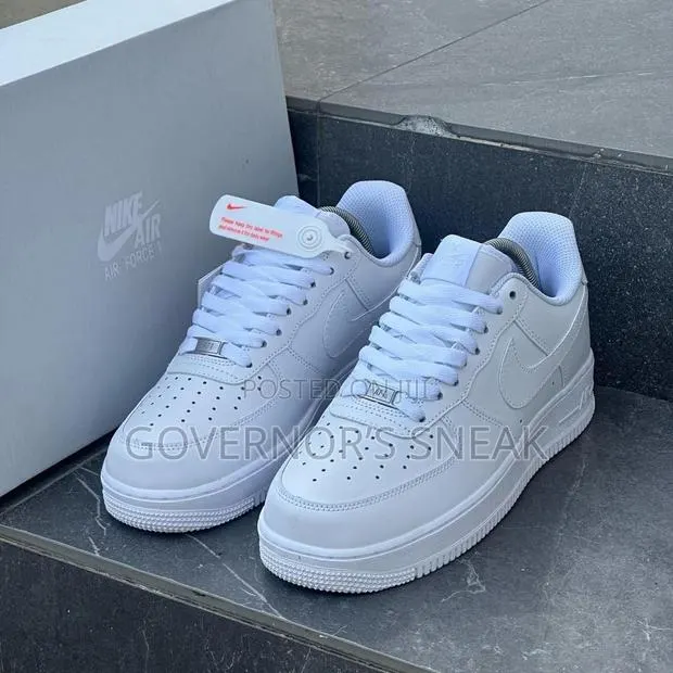 Nike Air Force 1 “White” · Photo 1
