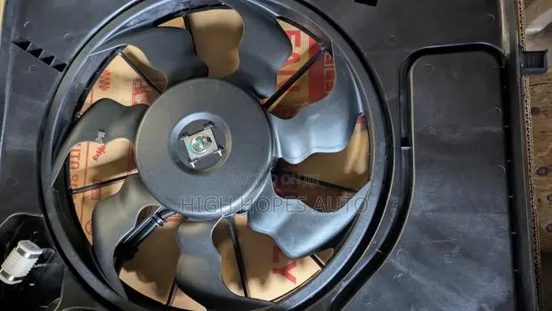 Hyundai Elantra 2012 Radiator Fan · Photo 1