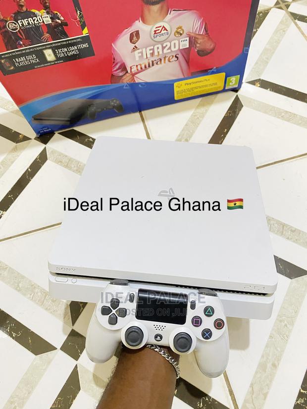 Slim Ps4 Limited White Edition · Photo 3