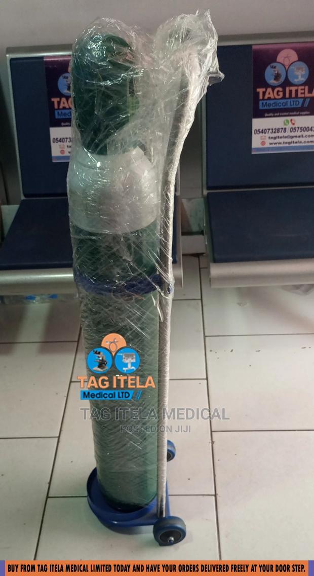 Oxygen Cylinder (10ltrs Complete) · Photo 1