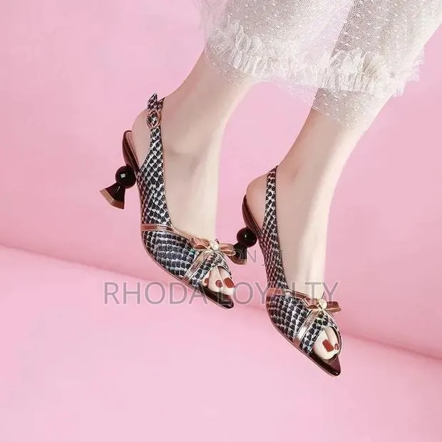 Ladies Shoe · Photo 1
