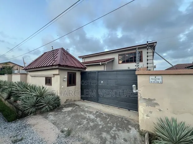 5bdrm House in Charclem Ventures, Ashomang Estate for sale · Photo 1