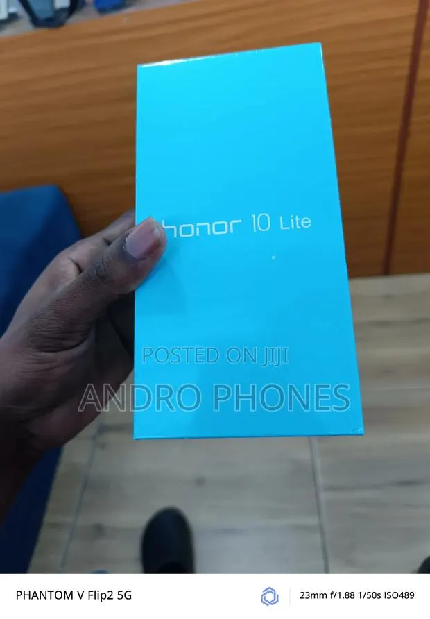 New Huawei Honor 10 Lite 64 GB Gray · Photo 1