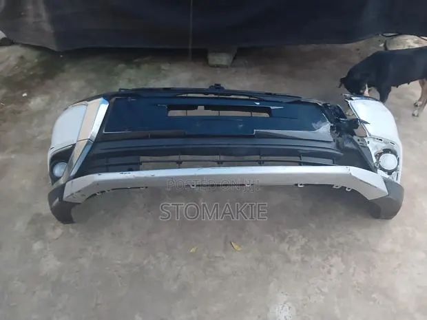 2016 to 19 Mitsubishi Outlander Front Bumper · Photo 1