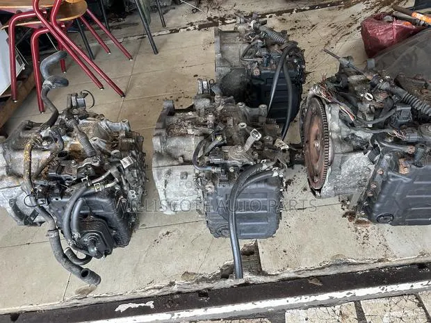 All Types of Hyundai Gearbox Available · Photo 1