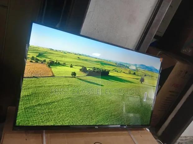 TCL Smart Tv Brilliance That Redefines Compact Viewing · Photo 1