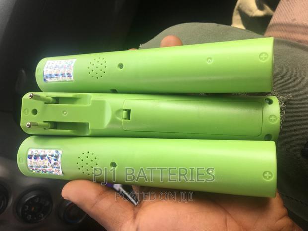 Lithium 18650 Battery · Photo 5