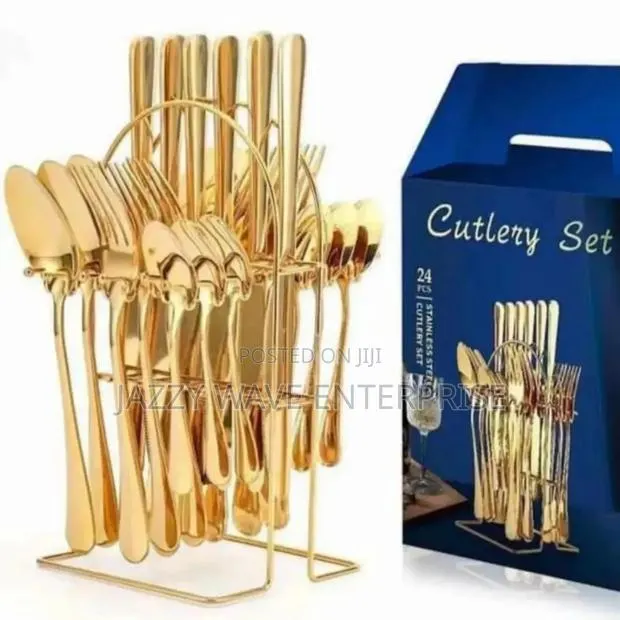 Golden Cutlery Set · Photo 1