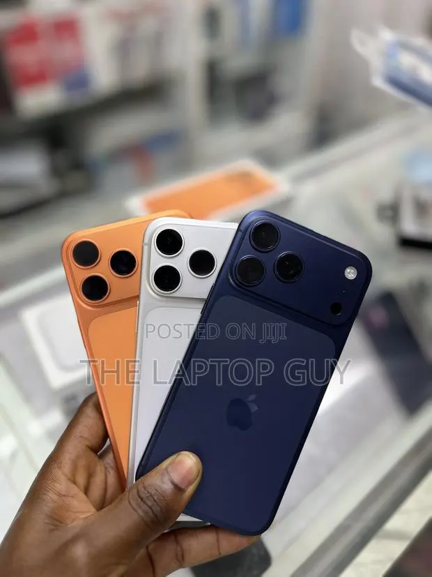 New Apple iPhone 17 Pro Max 512 GB Orange · Photo 1