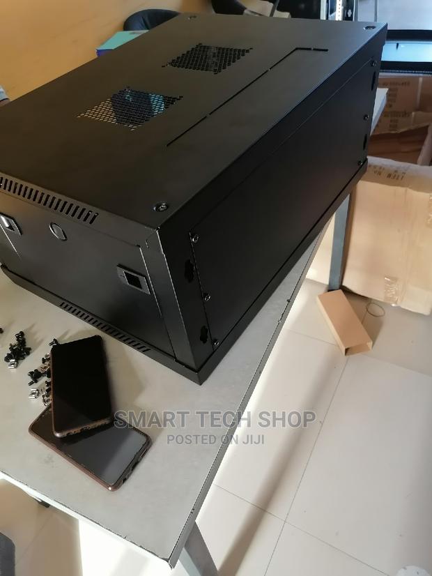 4U Quality Network and Server Rack Cabinet Systems With Key · Photo 1