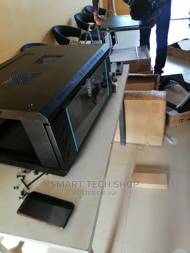 4U Quality Network and Server Rack Cabinet Systems With Key · Photo 4