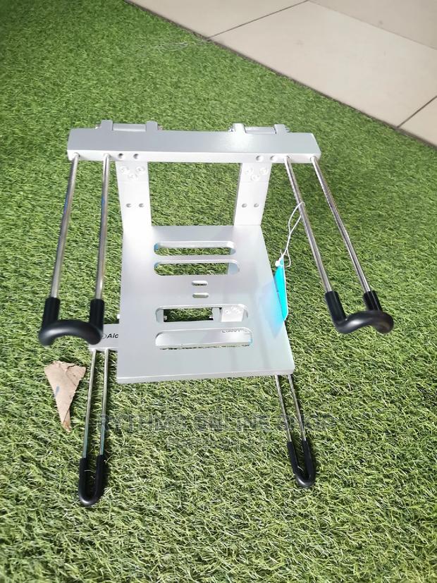 Laptop Stand · Photo 2
