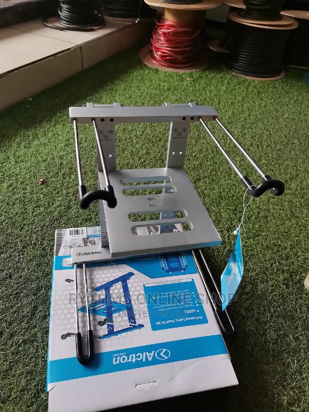 Laptop Stand · Photo 3