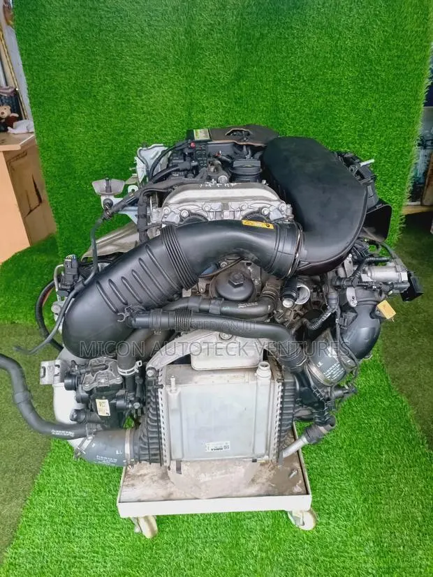 Mercedes Benz M264 Engine · Photo 1