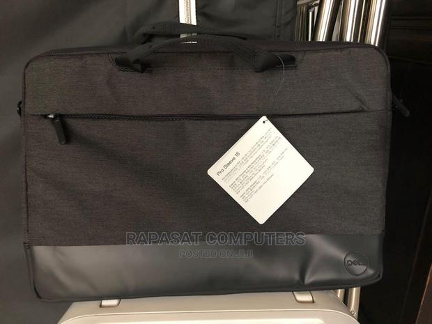 Dell Pro Sleeve 15" Laptop Bag · Photo 1