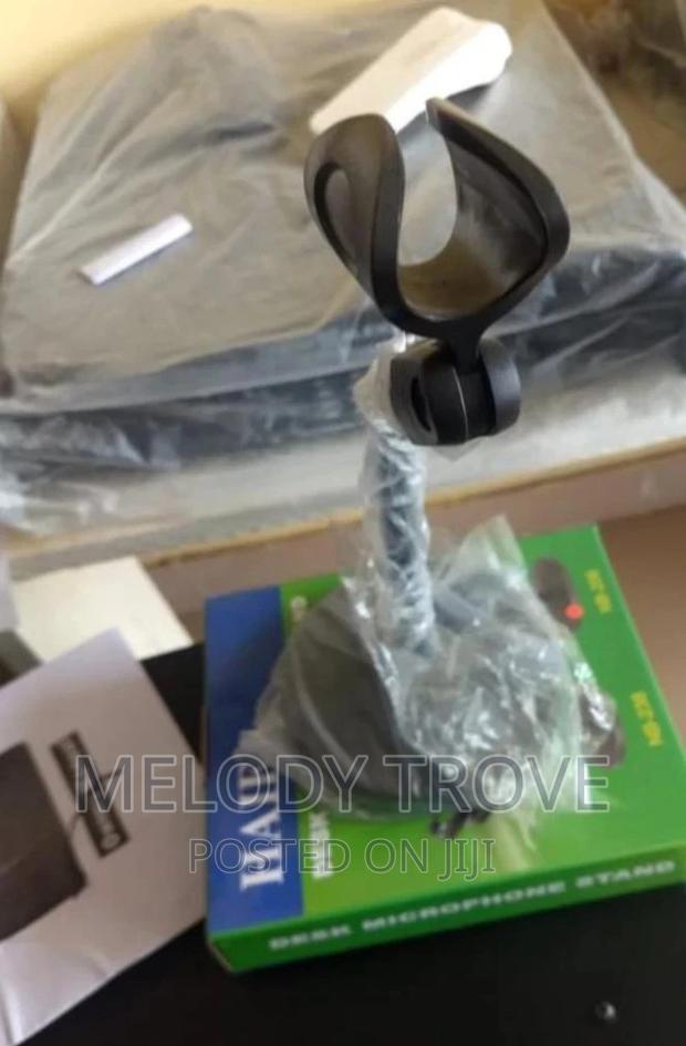 Desk Microphone Stand · Photo 4
