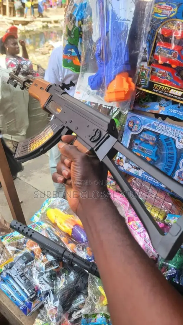 Ak 47 Gun Props for Movies · Photo 1