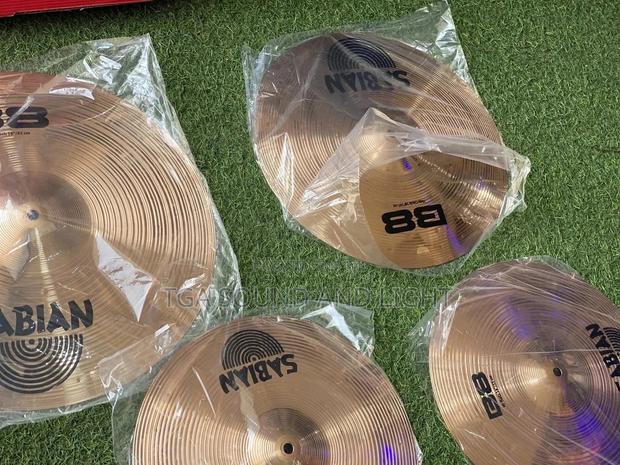 Sabian B8 Performance Plus Cymbal Set · Photo 3