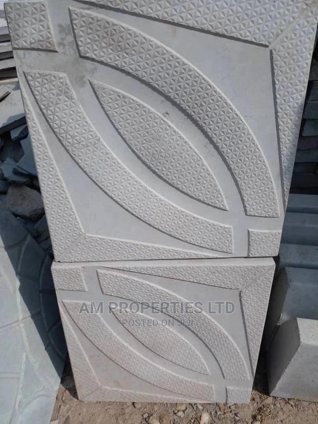 Quality Kerbs, Pavement Blocks And Slabs · Photo 7