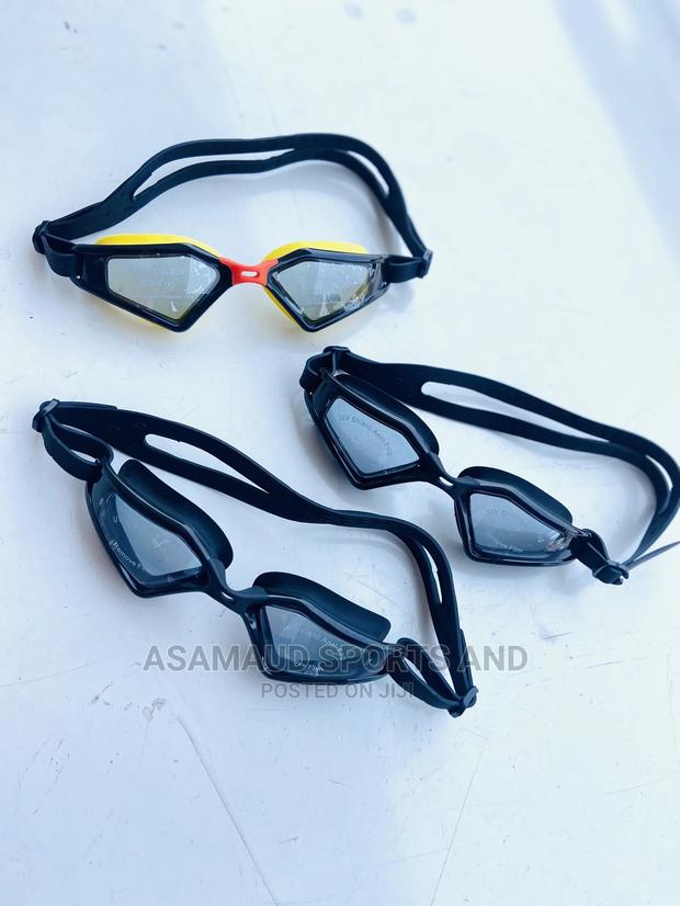 Kids Swimming Goggles at Cool Price · Photo 2