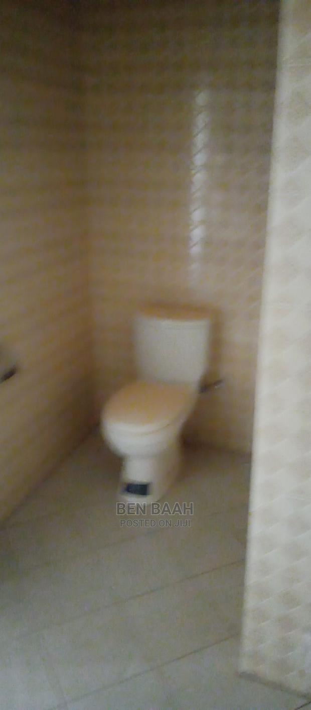 4bdrm Duplex in Ben Properties, Ga East Municipal for rent · Photo 7