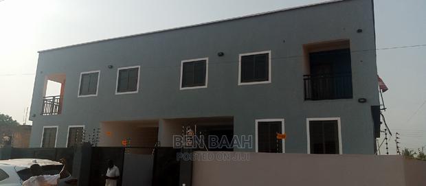4bdrm Duplex in Ben Properties, Ga East Municipal for rent · Photo 1
