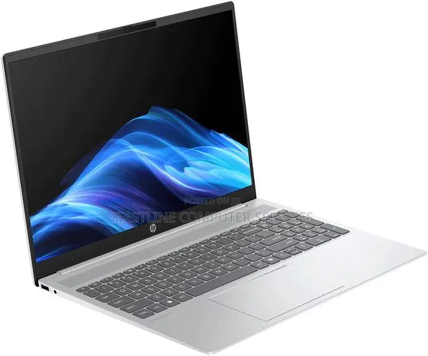 New Laptop HP 16GB Intel Core Ultra 7 SSD 512GB · Photo 4