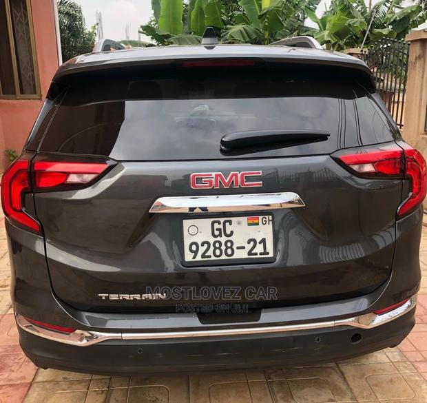 Car Rental Cars for Rent in Ghana for Weddings, Long Trips · Photo 4