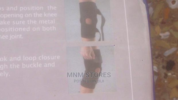 Knee Support at 180gh · Photo 2