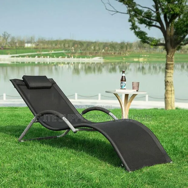 Lounge Chairs/ Pool Chairs · Photo 1