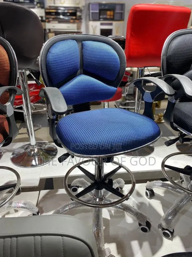 A Classic Counter Chair · Photo 1