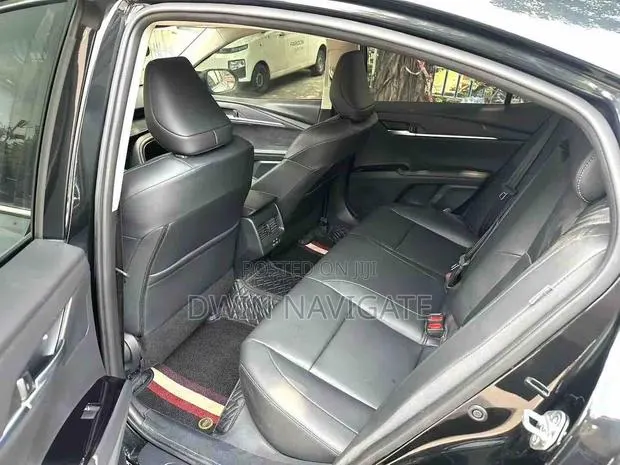 Toyota Camry LE 2026 Black · Photo 1