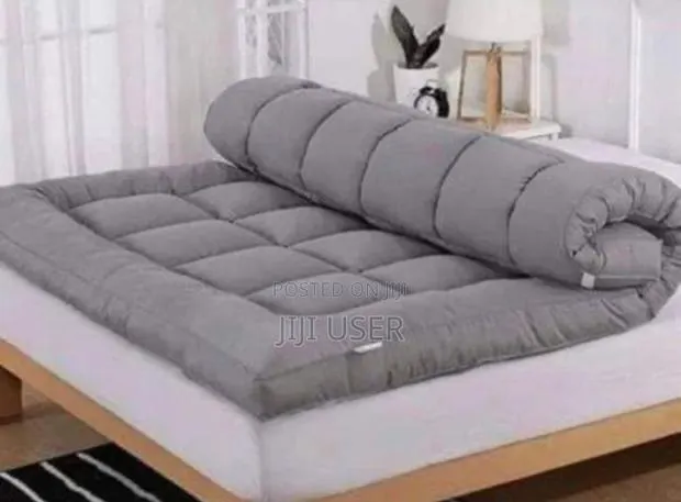 Mattress Topper - Grey, Pink, Dark Beige · Photo 1