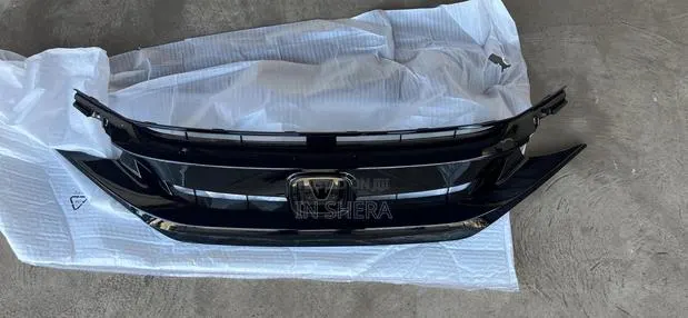 Honda Civic Front Bumper Grill 2019 2020 2021 · Photo 1