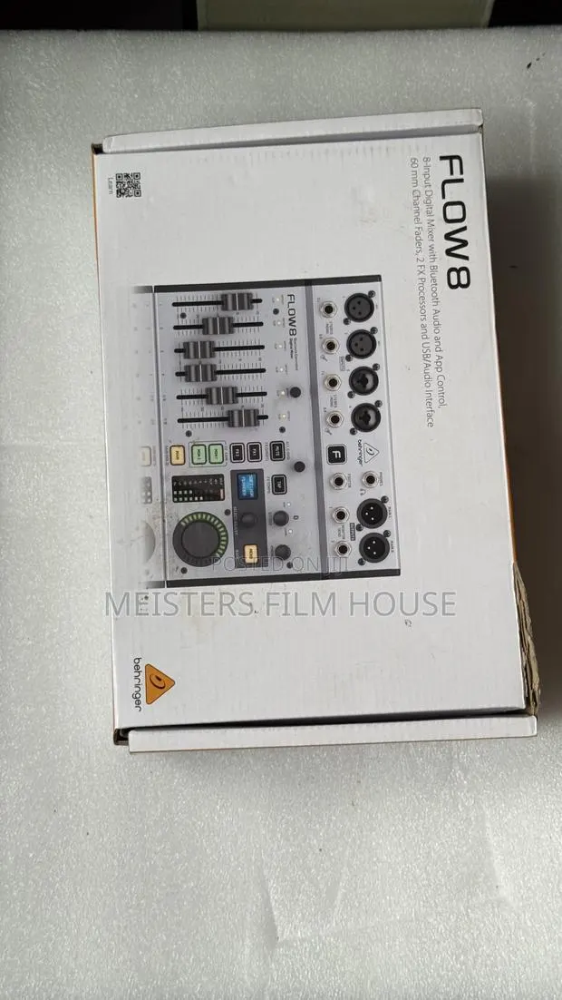 Behringer Flow 8 · Photo 1